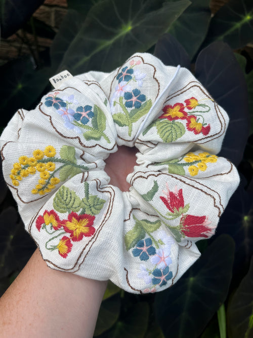 Embroidered Flower Garden Scrunchie XL